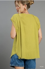 Umgee R9094PR Pear Rayon & Linen Round Neck Top With Frayed Details