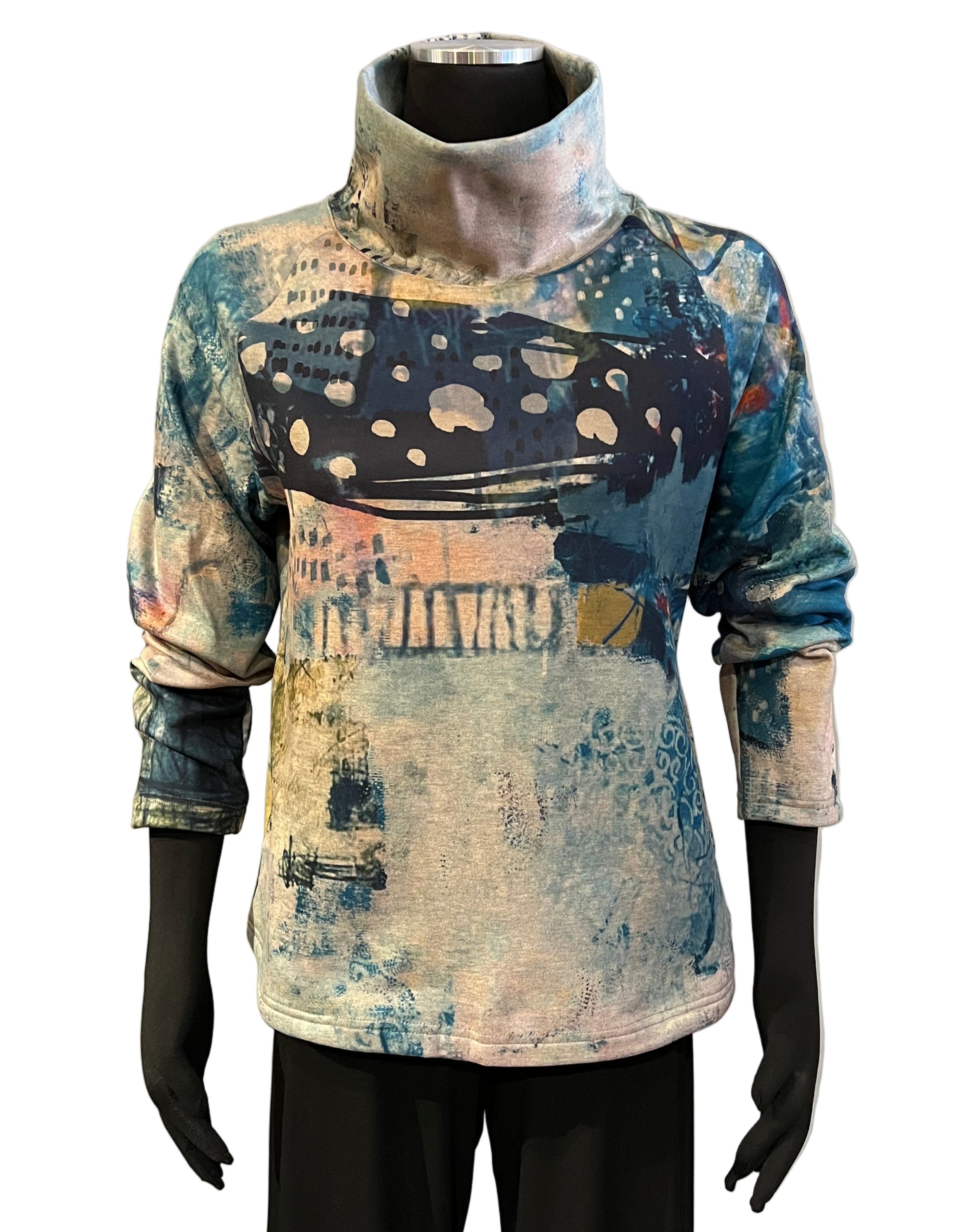 3 Potato T10MA MULTI A Soft Knit Turtleneck Shaped Sweatshirt