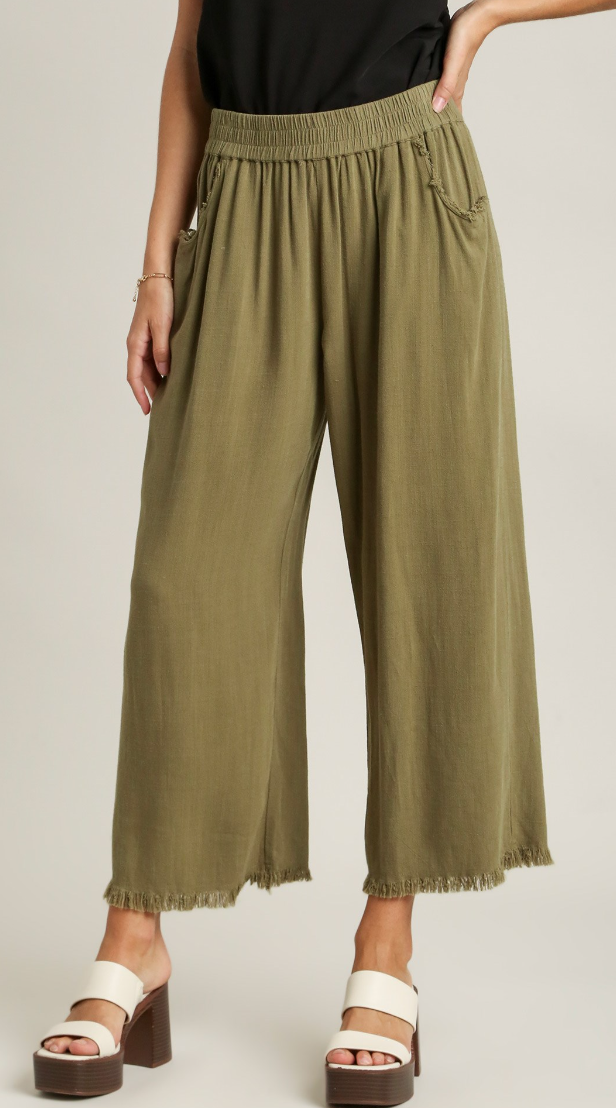 Umgee N6667OV Olive Linen Blend Elastic Waistband Wide Leg Pants, Side Pockets, & Frayed Hem Bottoms