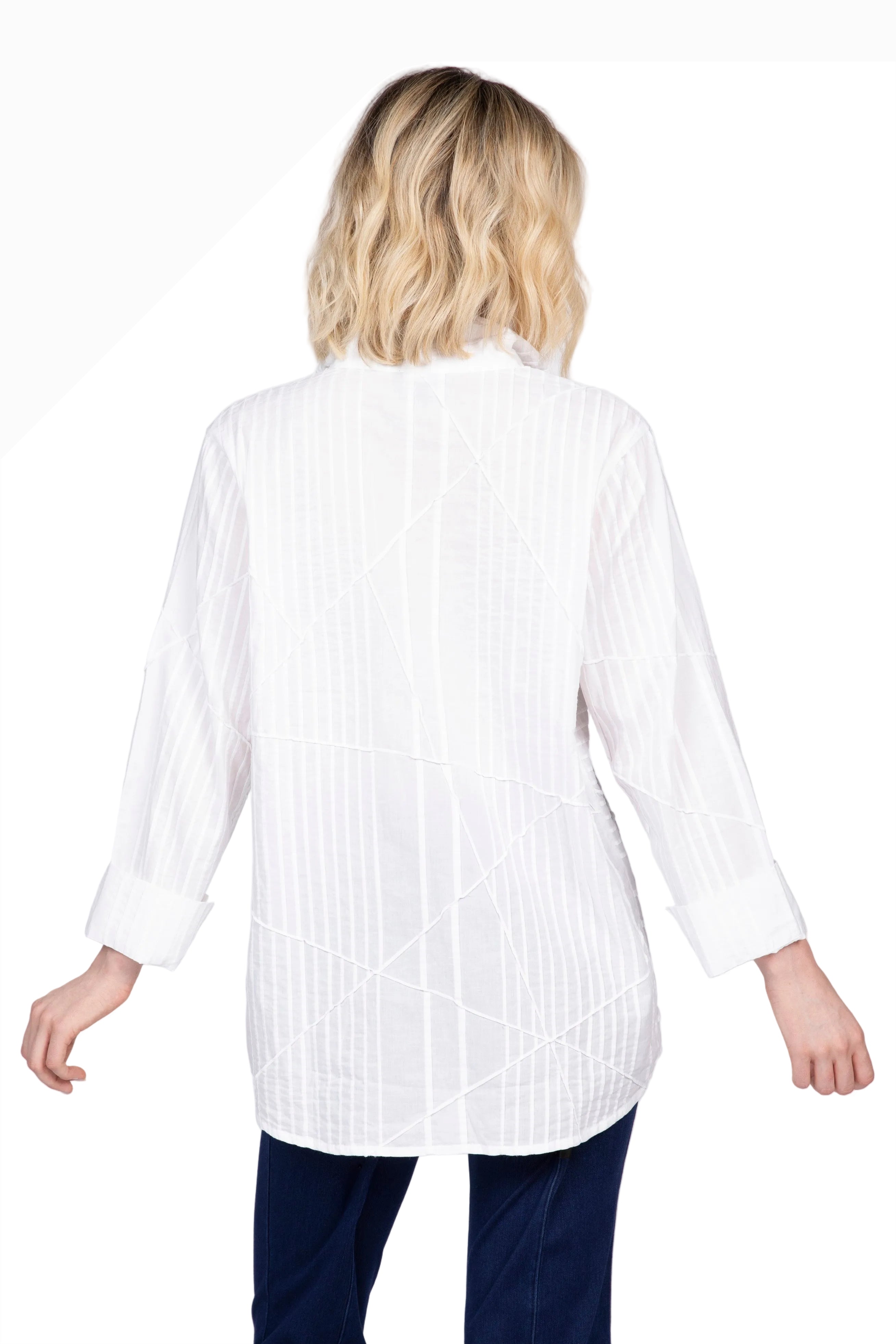Olivia By Habitat 240112WT WHITE Read Between The Lines Constructed Angles Top