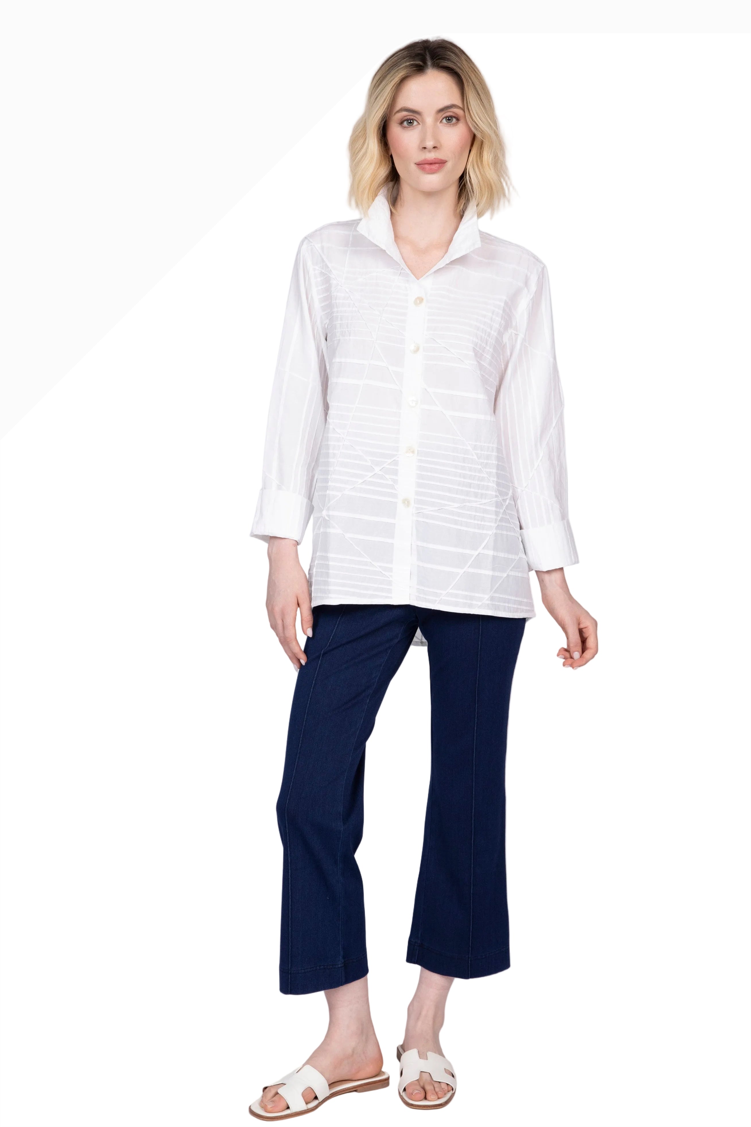 Olivia By Habitat 240112WT WHITE Read Between The Lines Constructed Angles Top