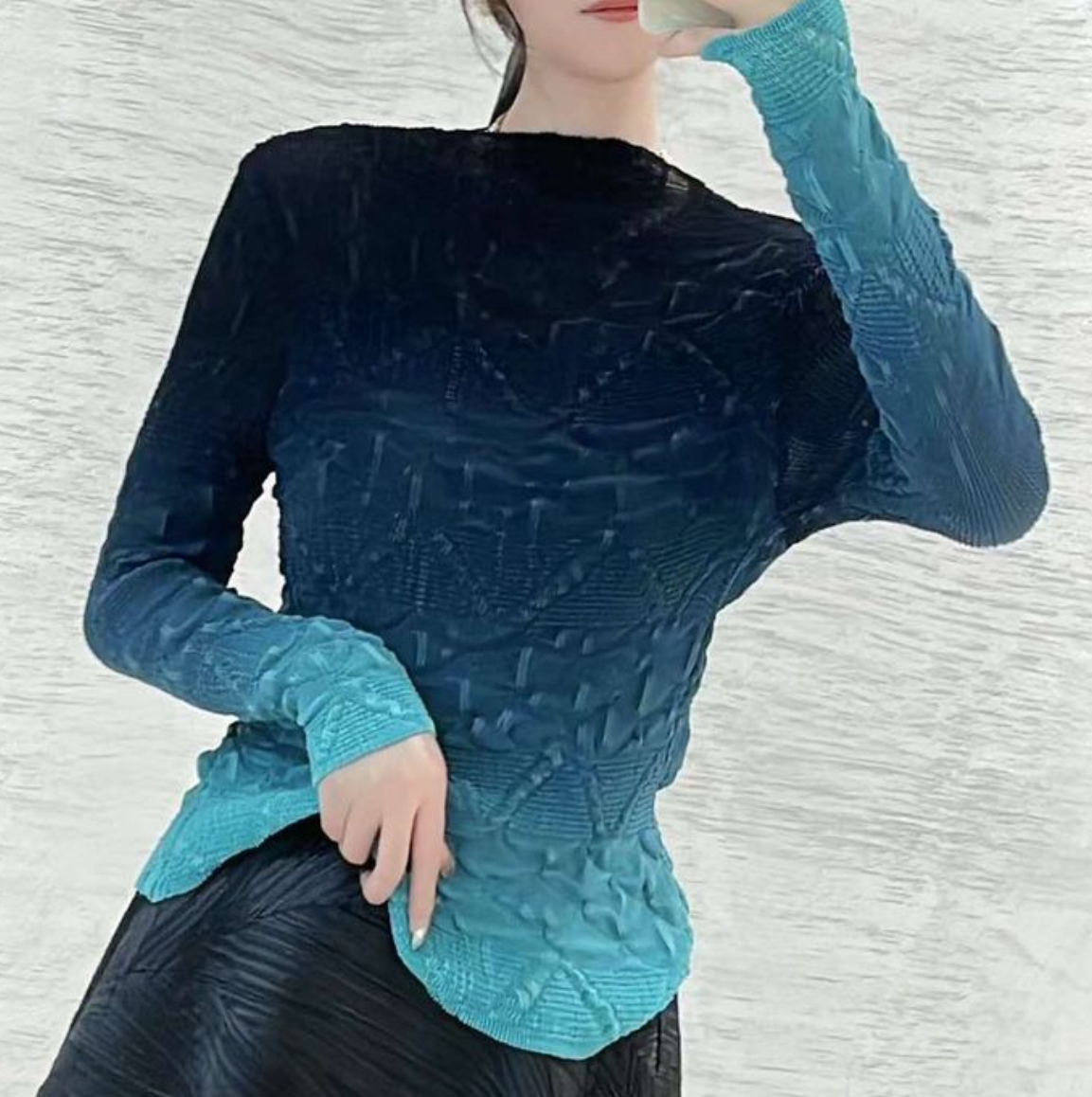 Vanité Couture 26008BT Black & Teal Ombre One Size Long Sleeve Top