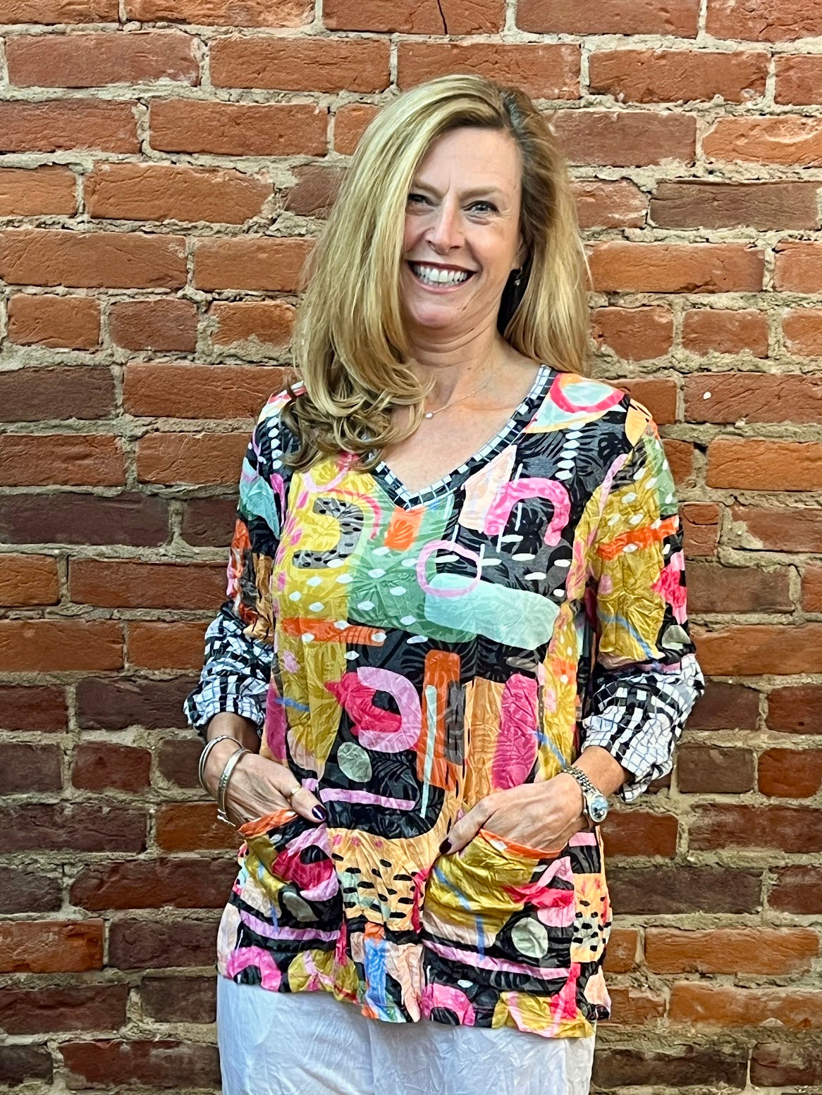 Shana 26012BK Black Multicolor Op Art V-Neck 3/4 Sleeve Top With Pockets