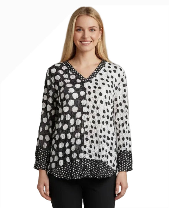 Shana 26604BW Black & White Polka Dot V-Neck Long Sleeve Crinkle Top