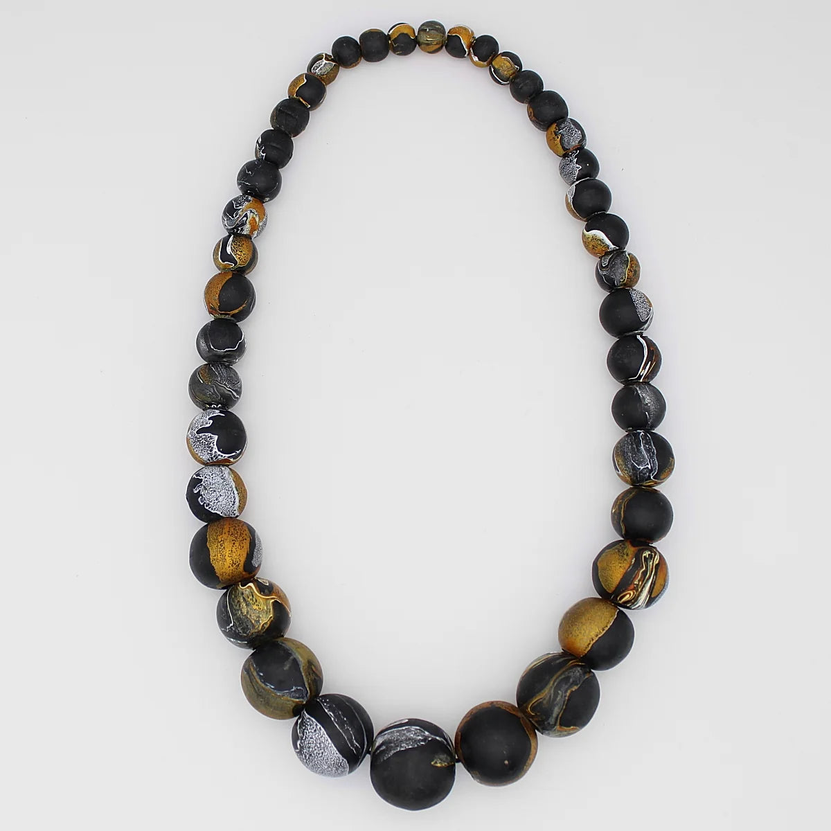 Sylca DW24N06 BLACK Kori Black and Gold Beaded Necklace