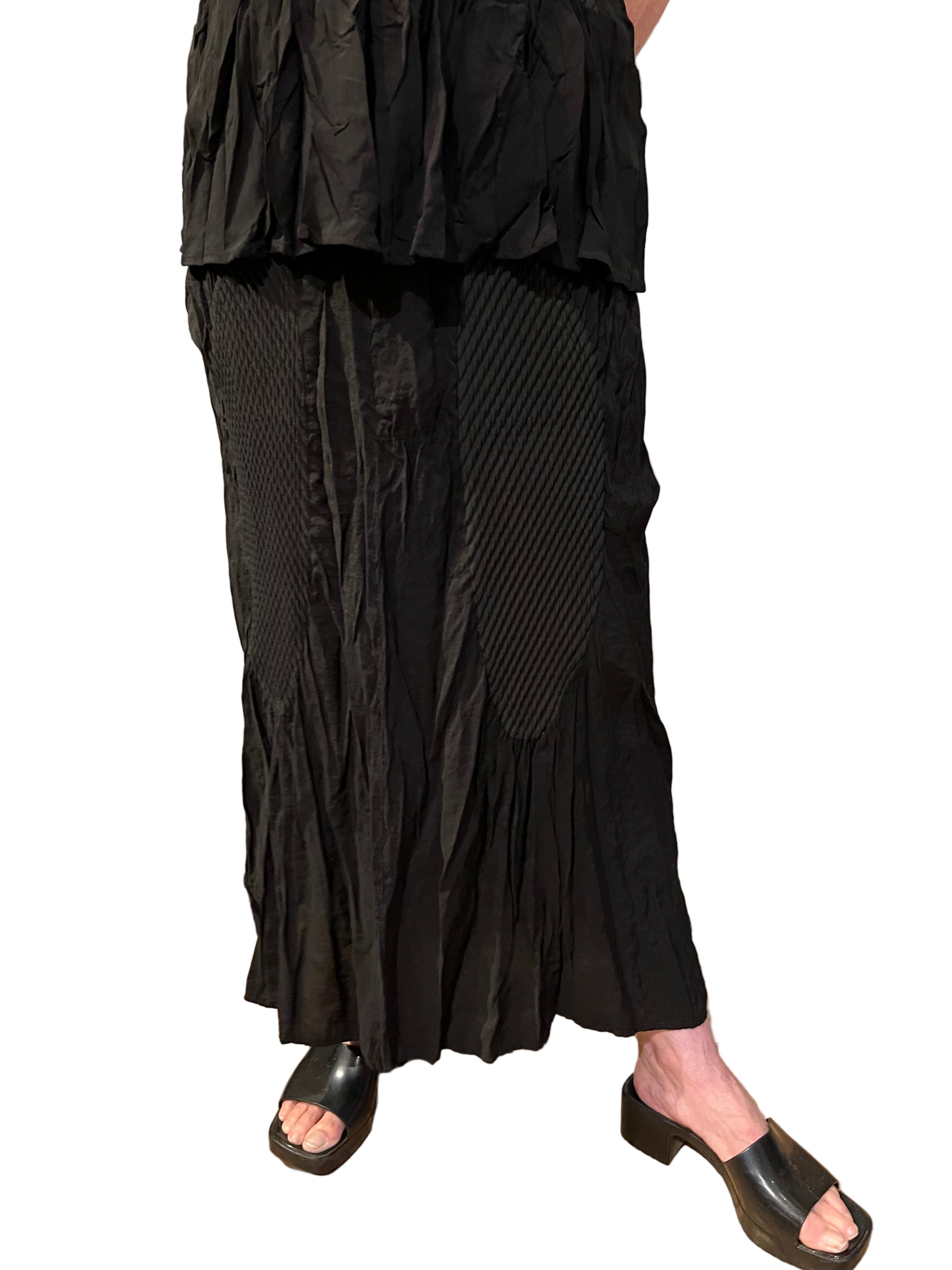 Vanité Couture 18756BK Black Crinkle and Waffle Quilt Asymmetric Patchwork One Size Skirt