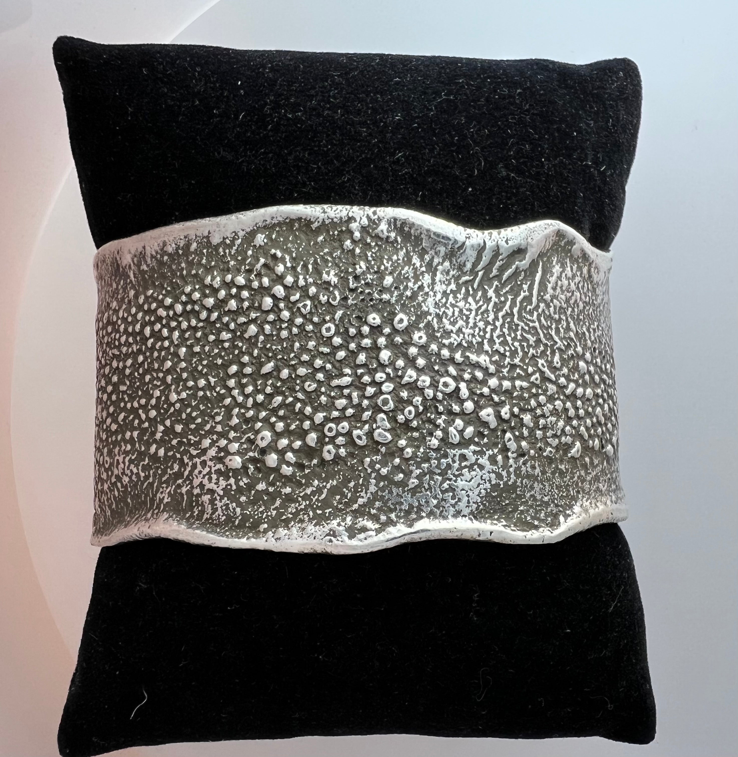 Randall Pipkorn R-47 Handmade Sterling Silver "Heat Series" 6 1/4” Circumference Cuff Bracelet