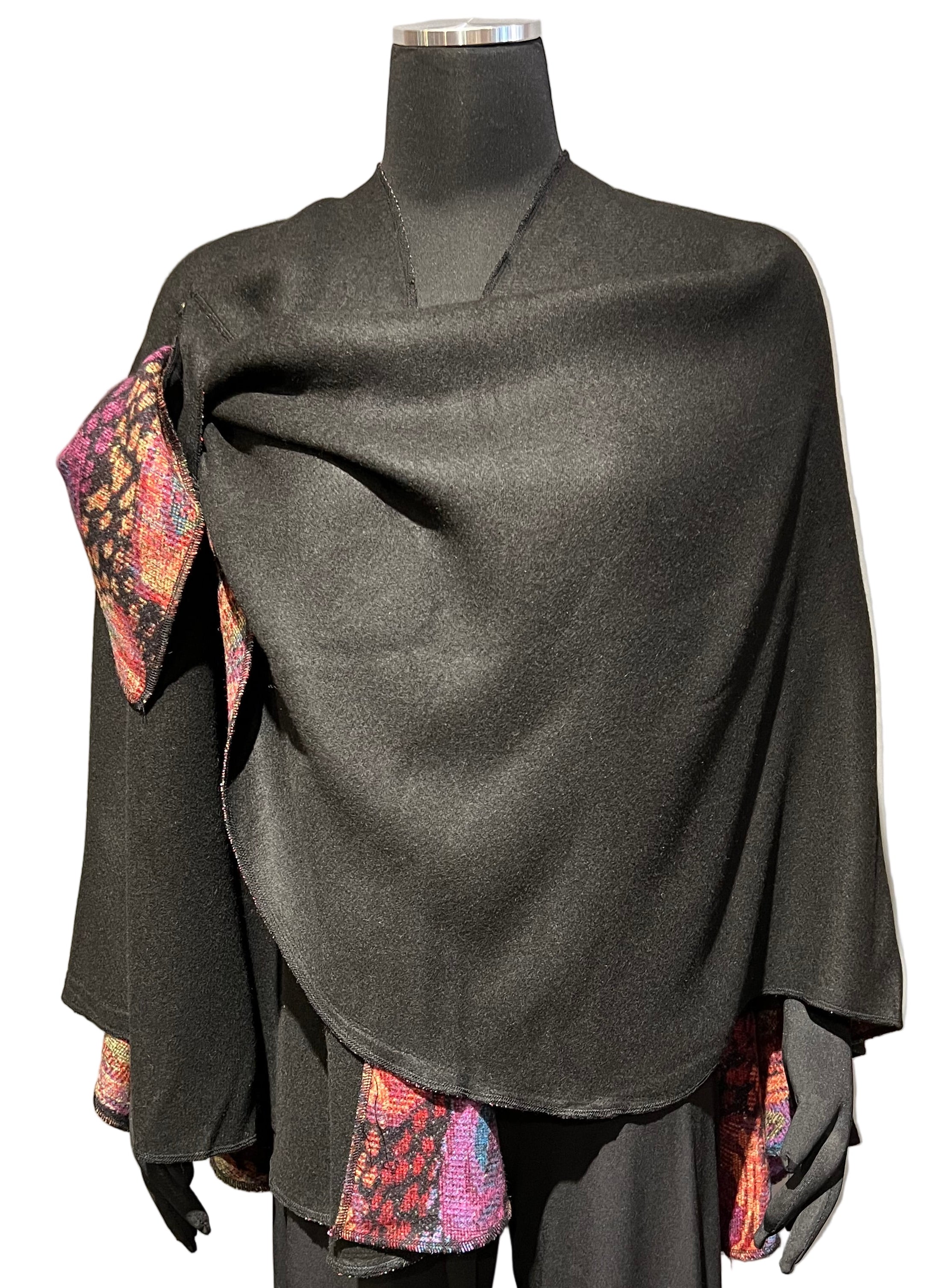 Rapti BS509 Red Print/Solid Black One Size Reversible 100% Cashmere Buckle Shawl