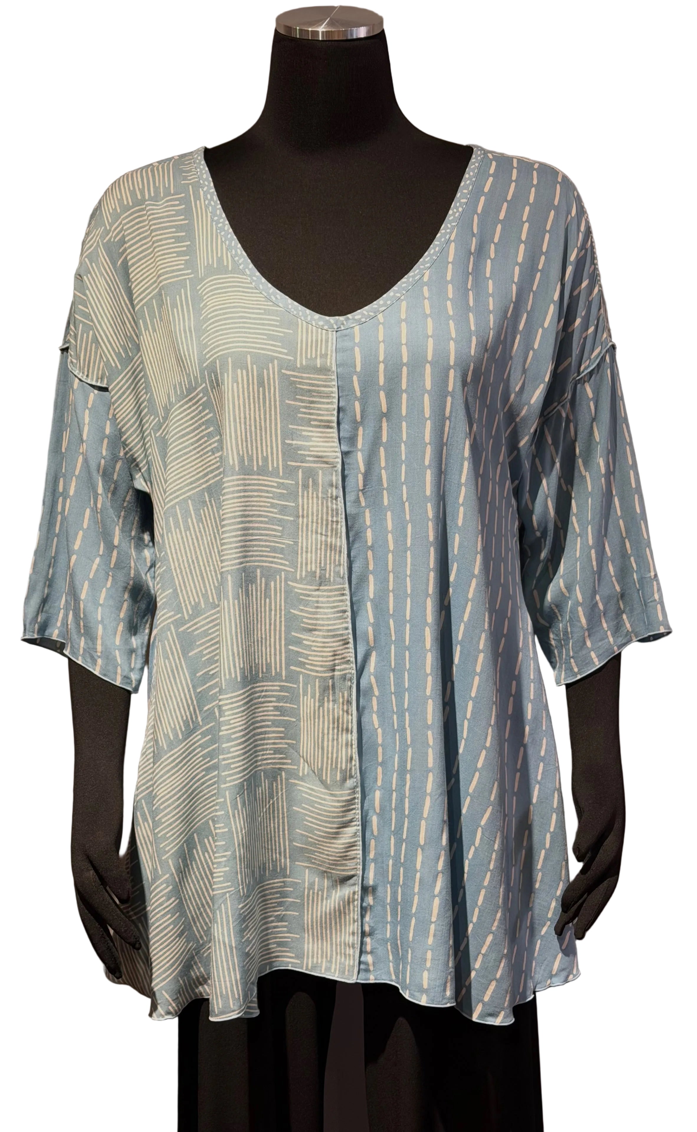 Lyng W1305VAQ Aqua Kiana 3/4 Sleeve Woven Rayon Voile Top