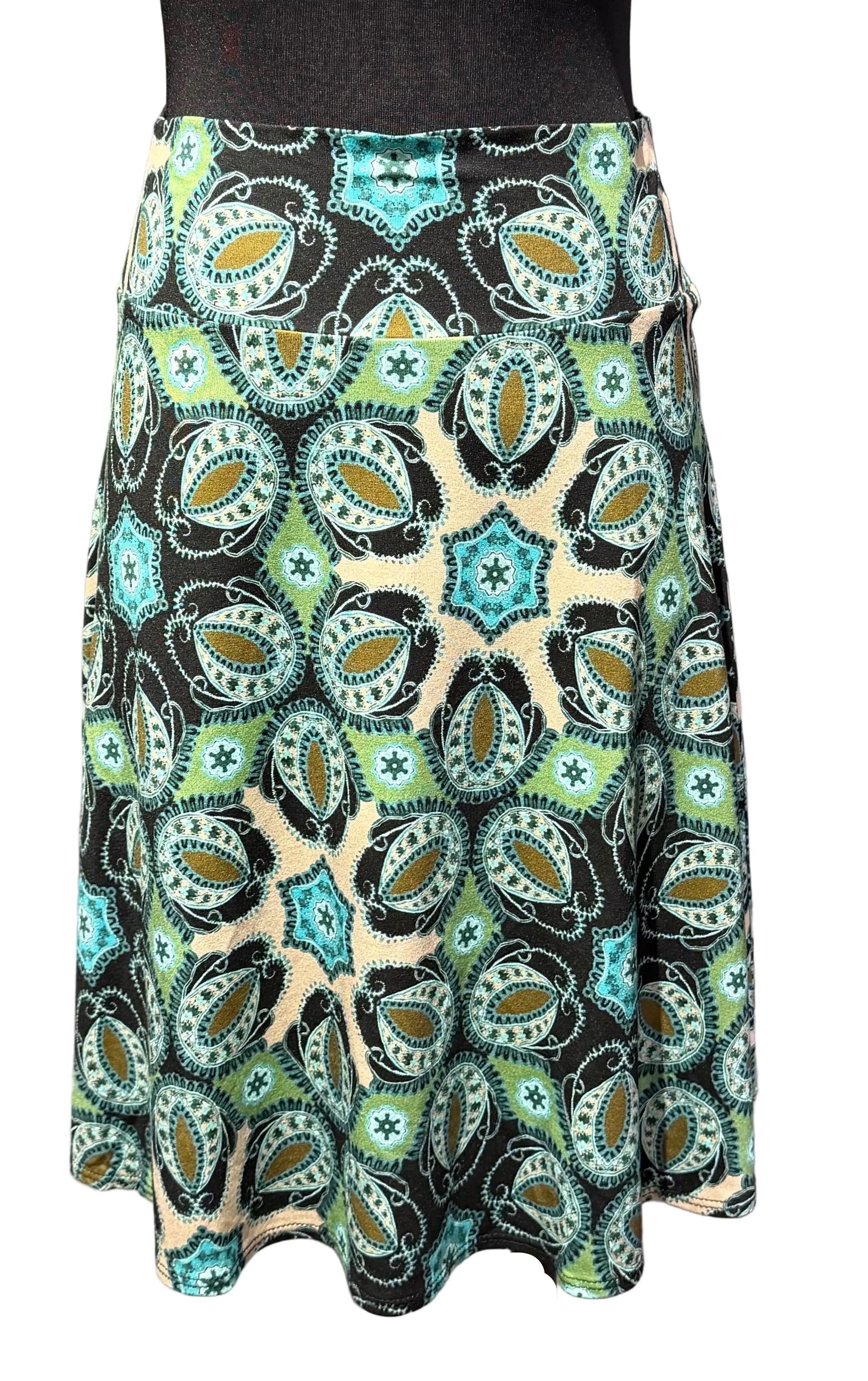 Salaam KSI22-2001 GREEN PAISLEY Flippy Skirt