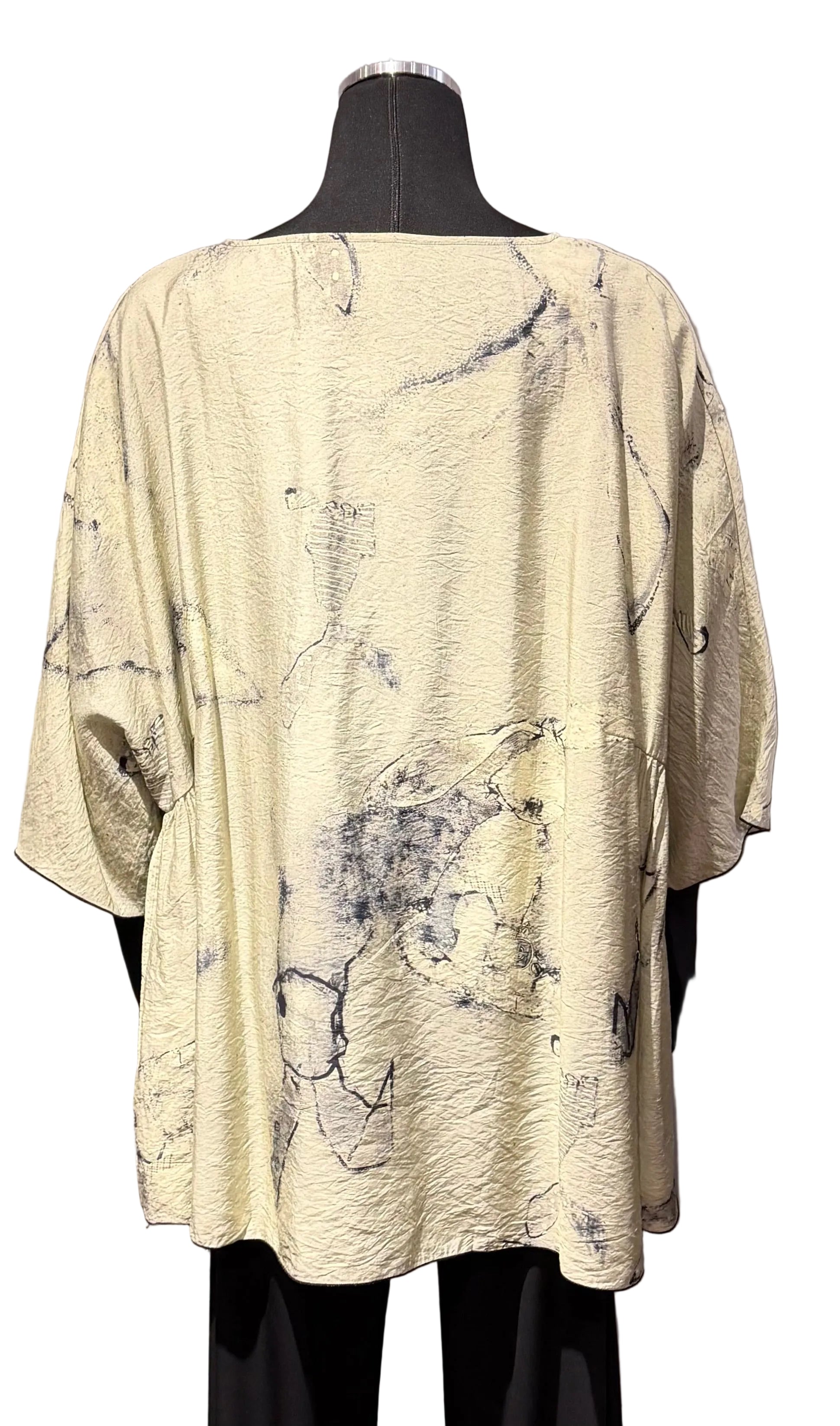 3 Potato 0025225RAB1 25RAB1 One Size 3/4 Sleeve Hand Painted Butterfly Blouse