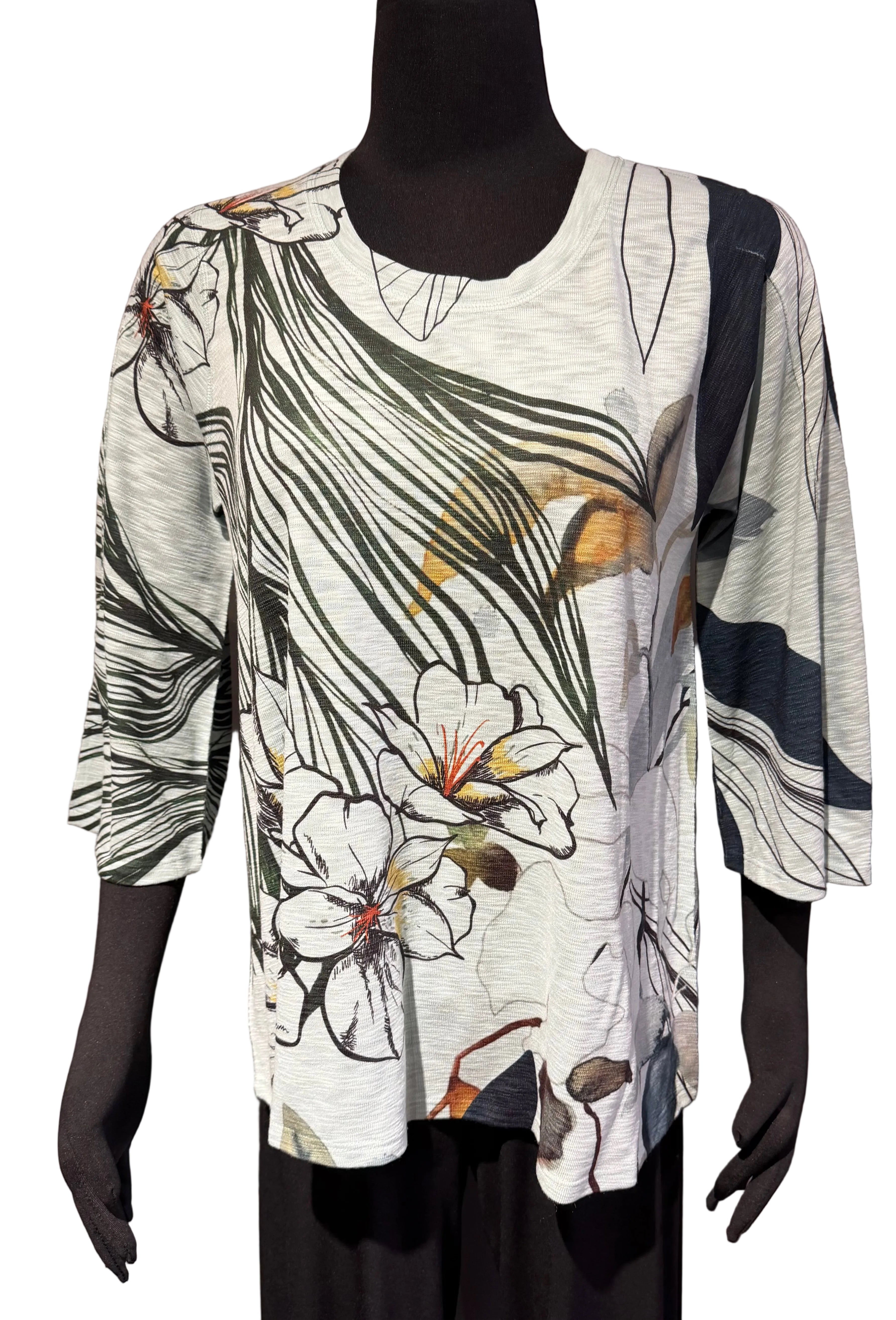 Inoah T314KM LILY GRACE 3/4 Bell Sleeve Floral Print Top