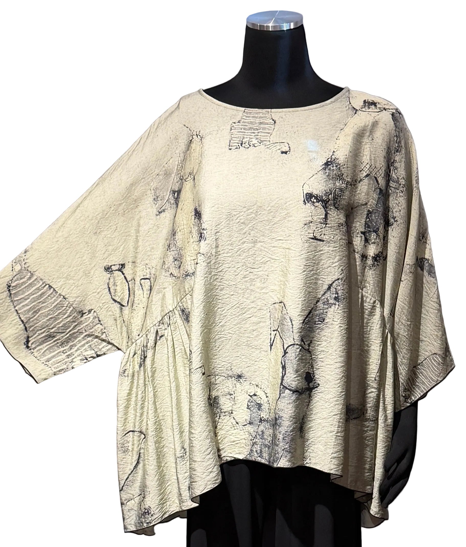 3 Potato 00252-25RAB1 One Size 3/4 Sleeve Hand Painted Butterfly Top