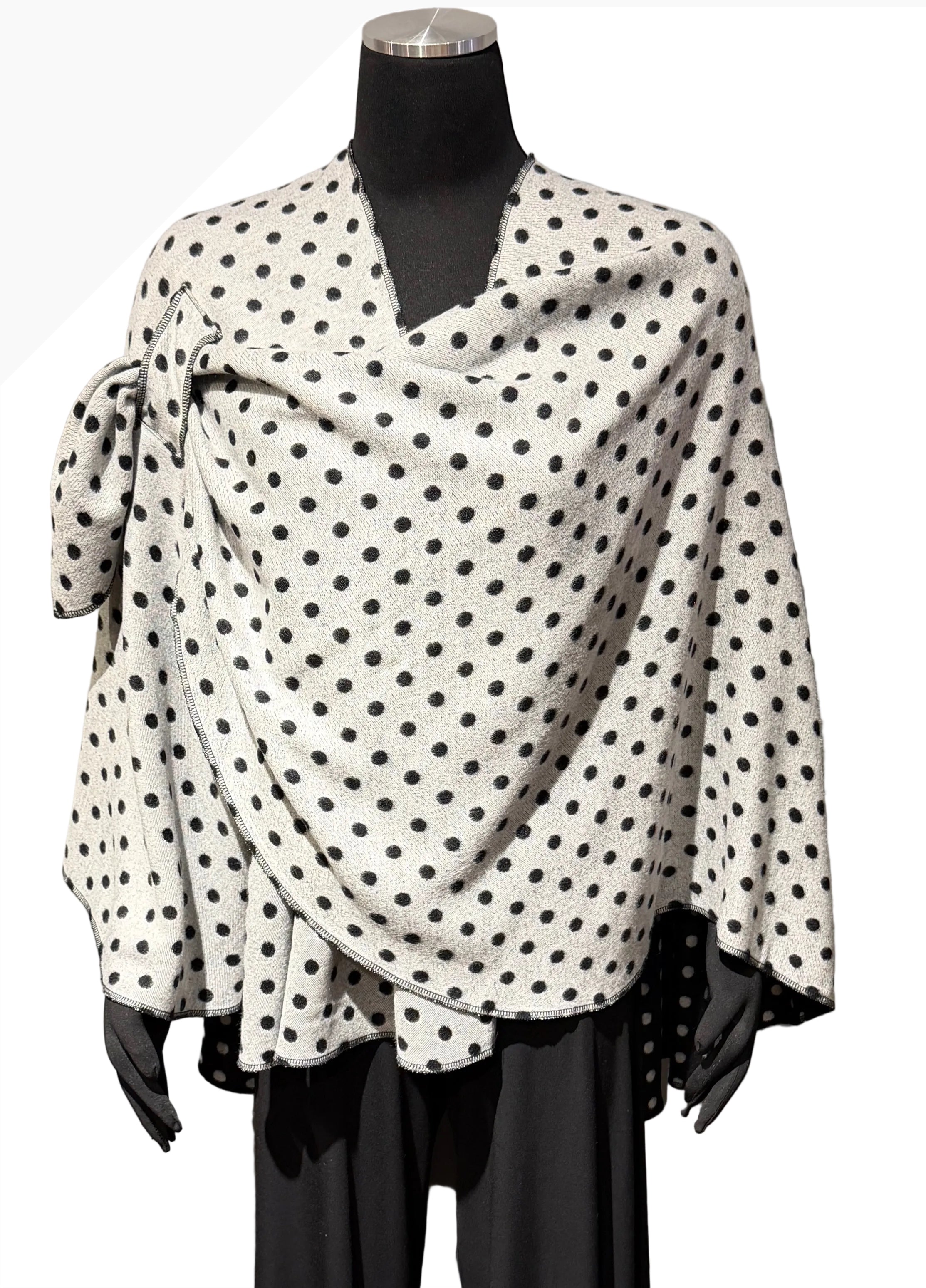 Rapti PSC86 100% Cashmere Reversible Buckle Shawl