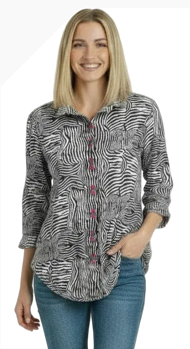 Carine BC26749 NOIR CURRENT Burnout Crinkle Sabrina Shirt
