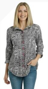 Carine BC26749 NOIR CURRENT Burnout Crinkle Sabrina Shirt