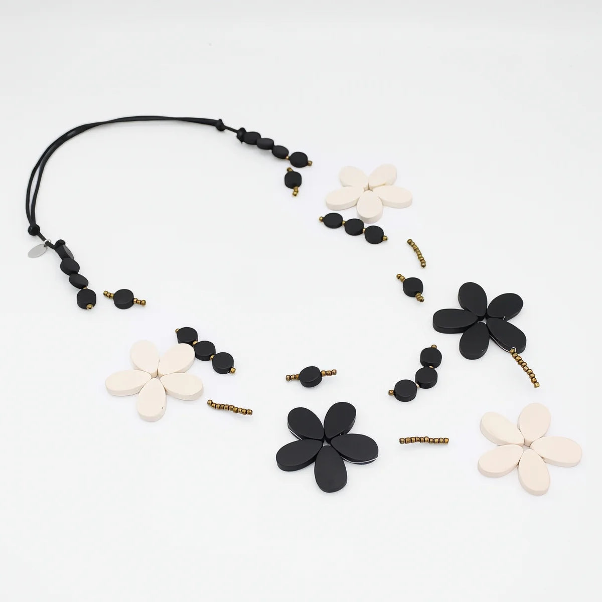 Sylca TG25N02BW Black and White Floating Flower Necklace