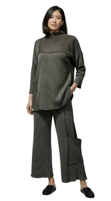 Vine Street 759CH CHARCOAL Ribbed & Pieced Lettuce Edge Long Sleeve Mock Turtleneck Tee