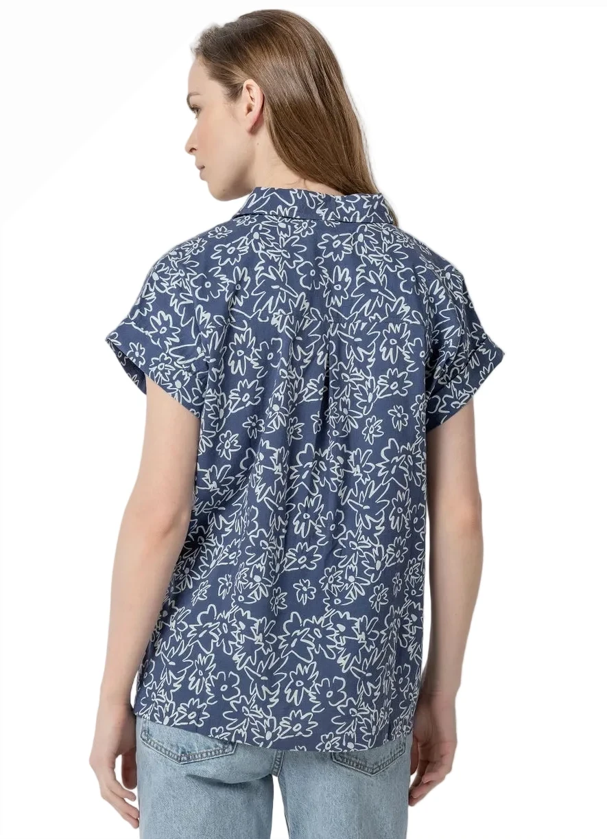 Komil L519-LIL Lillian Button Front Floral Print Camp Shirt
