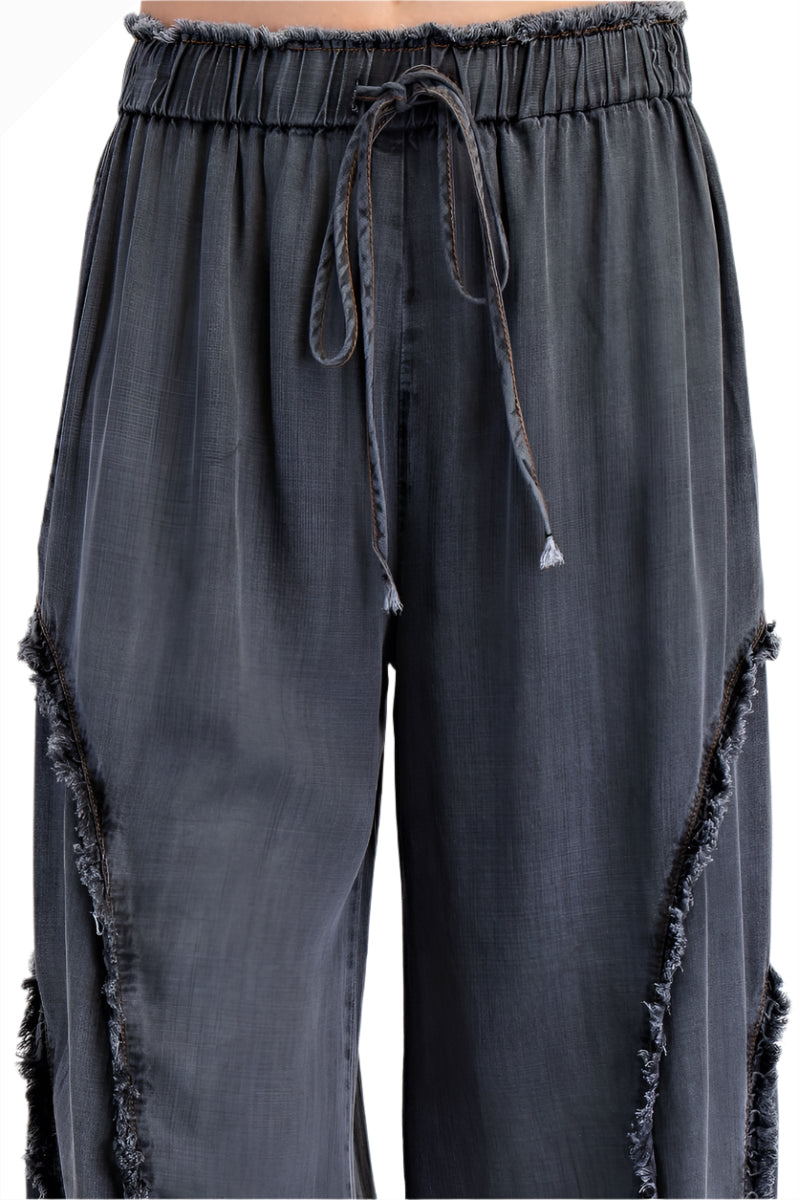 Easel EB56322BK Black Self Fringe Washed Denim Pull-On Pants