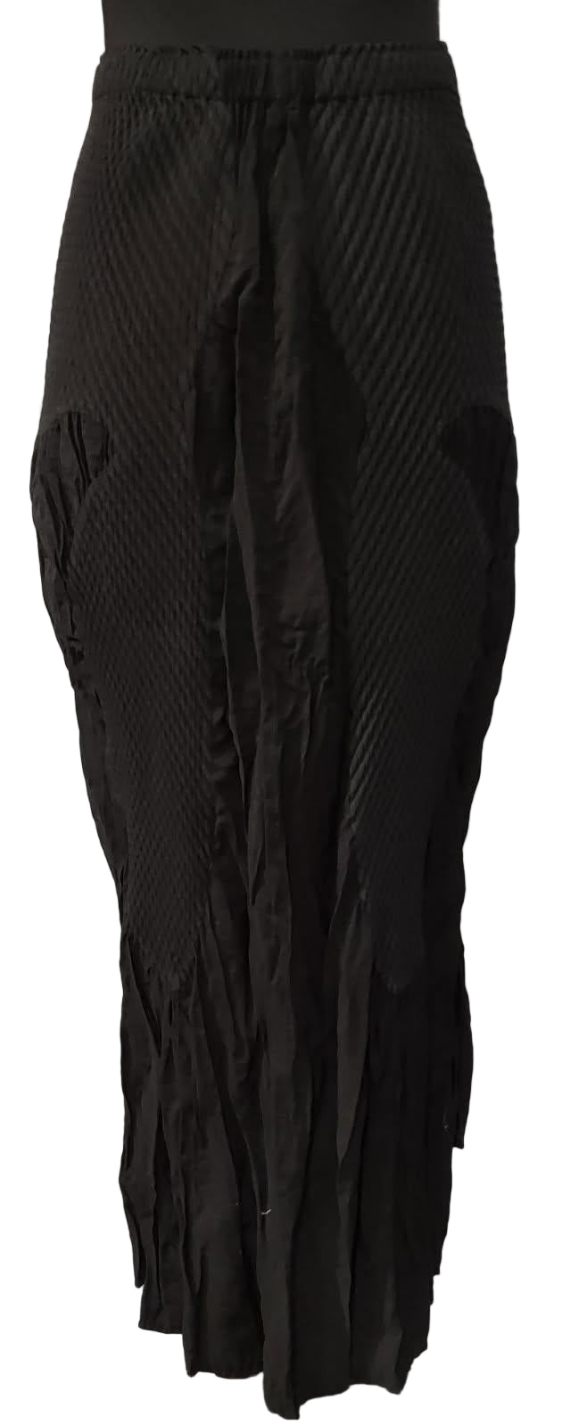 Vanité Couture 18756BK Black Crinkle and Waffle Quilt Asymmetric Patchwork One Size Skirt