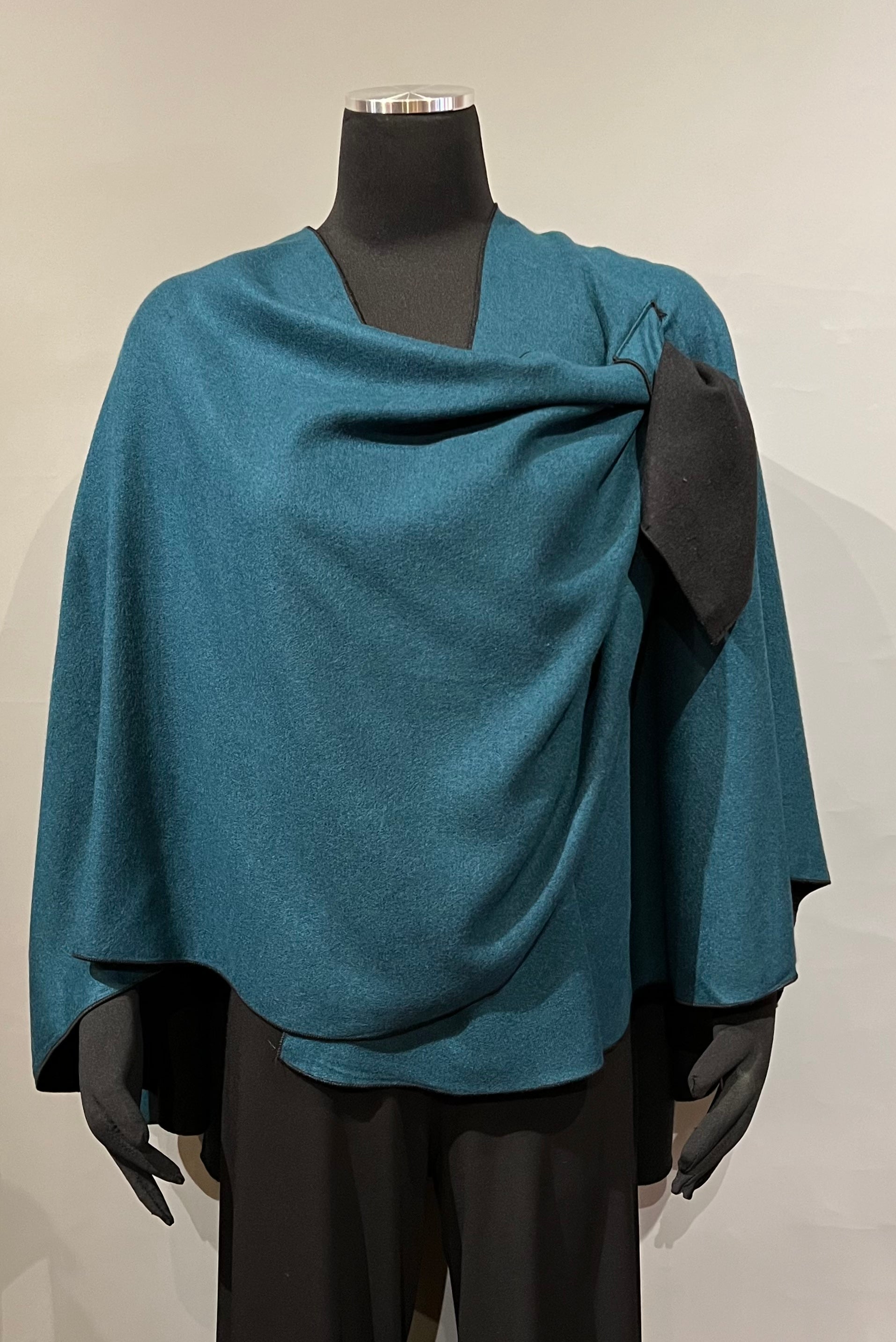 Rapti BSC Solid Teal/Black Reversible Cashmere Buckle Shawl